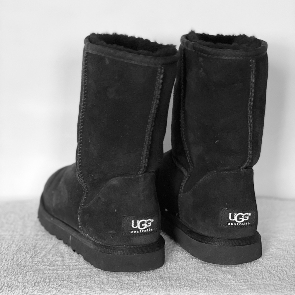 UGGs. Black size six. Great condition